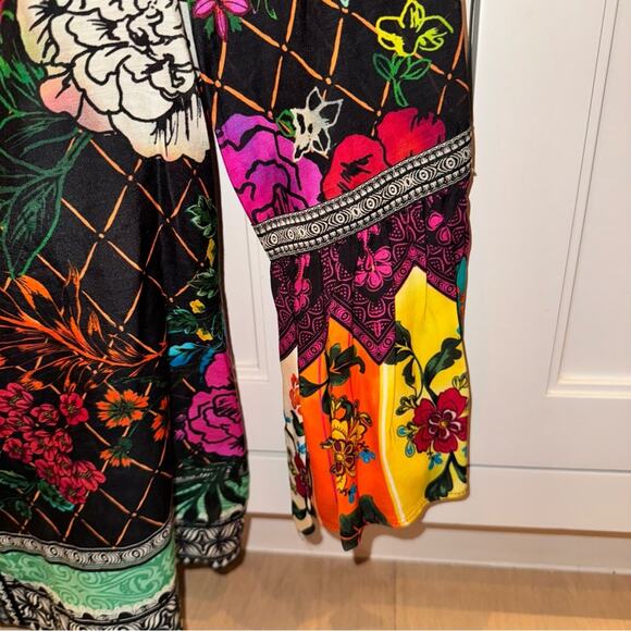 Alice + Olivia Rivera Ruffle-Sleeve Button-Down Top Small - Picture 6 of 8